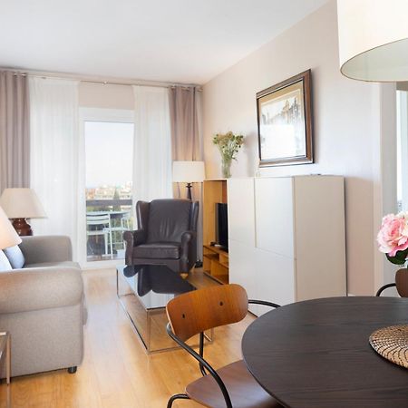 Lodging Apartments Guell Gaudi Barcelona Ngoại thất bức ảnh